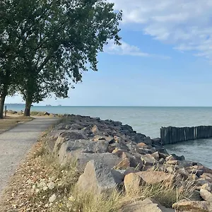  Appartement Au Bord De La 2 Personnes